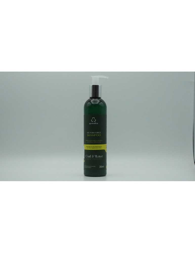 SHAMPOO OLI ESSENZIALI CAPELLI RICCI AFRO